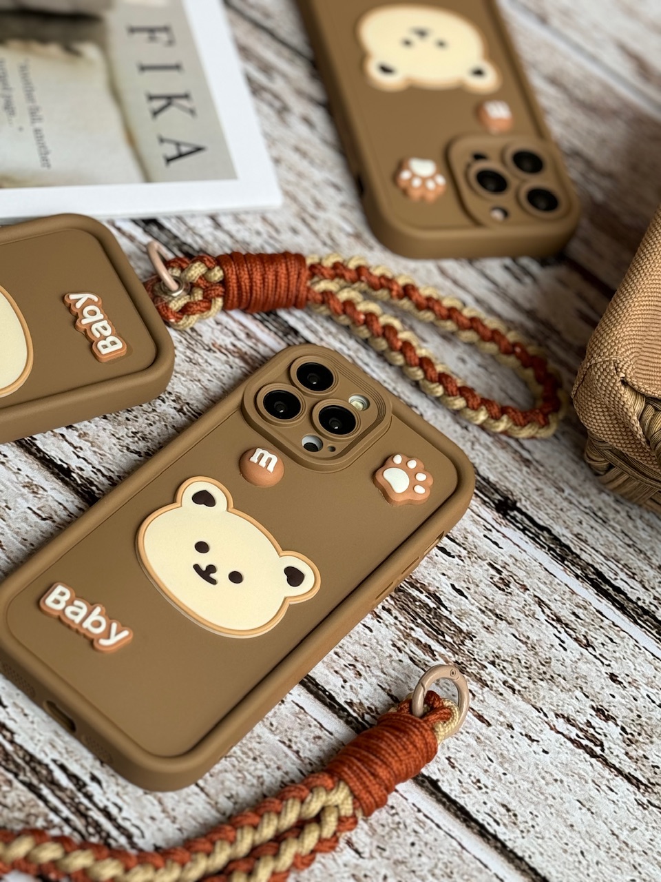 قاب Baby Bear با بند طنابی