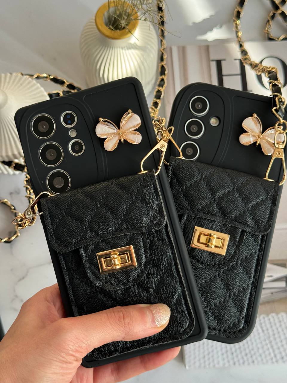 قاب آیفون بالشتی پروانه ای جاکارتی دار