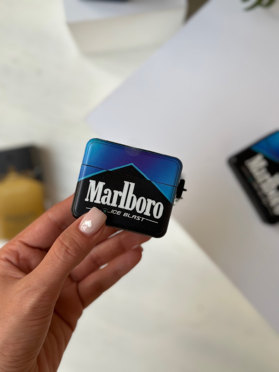 کاور ایرپاد Marlboro Ice Blast