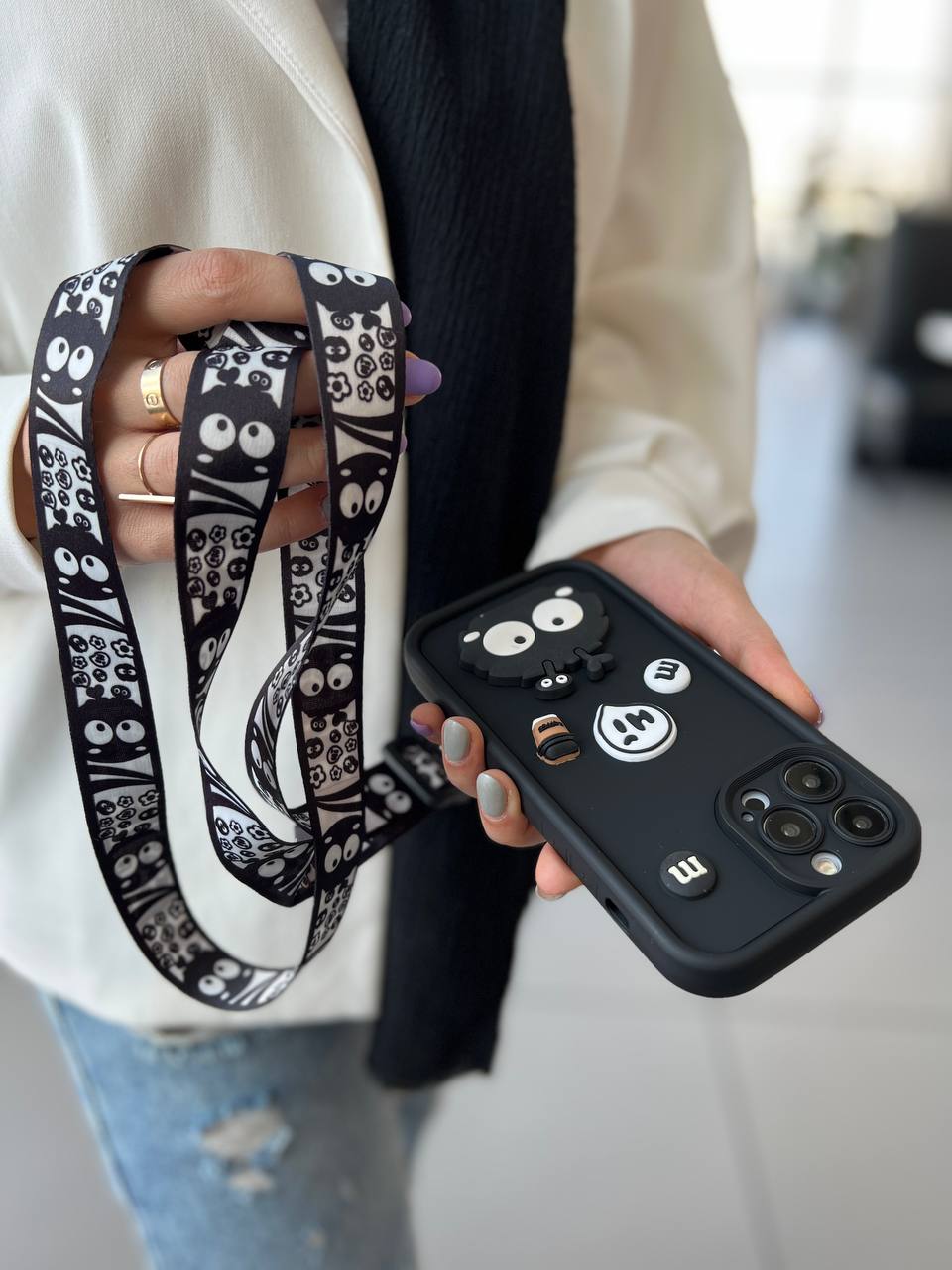 قاب سولید هپل برجسته همراه بند