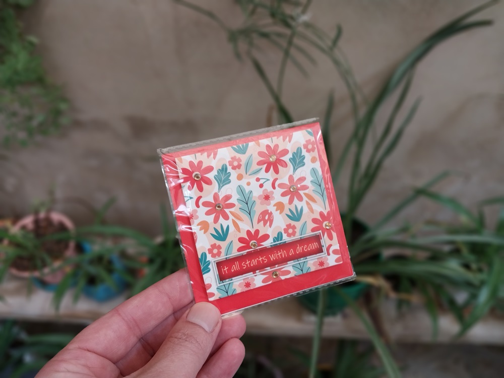 کارت پستال طرحدار