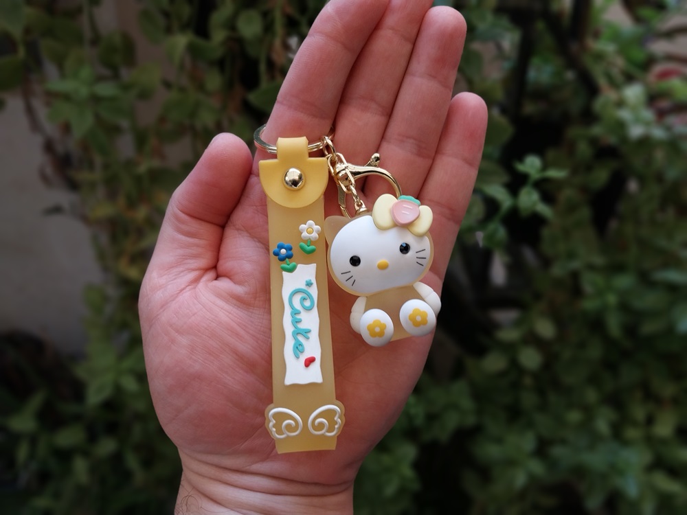 جاکلیدی آویز چراغدار طرح کیتی