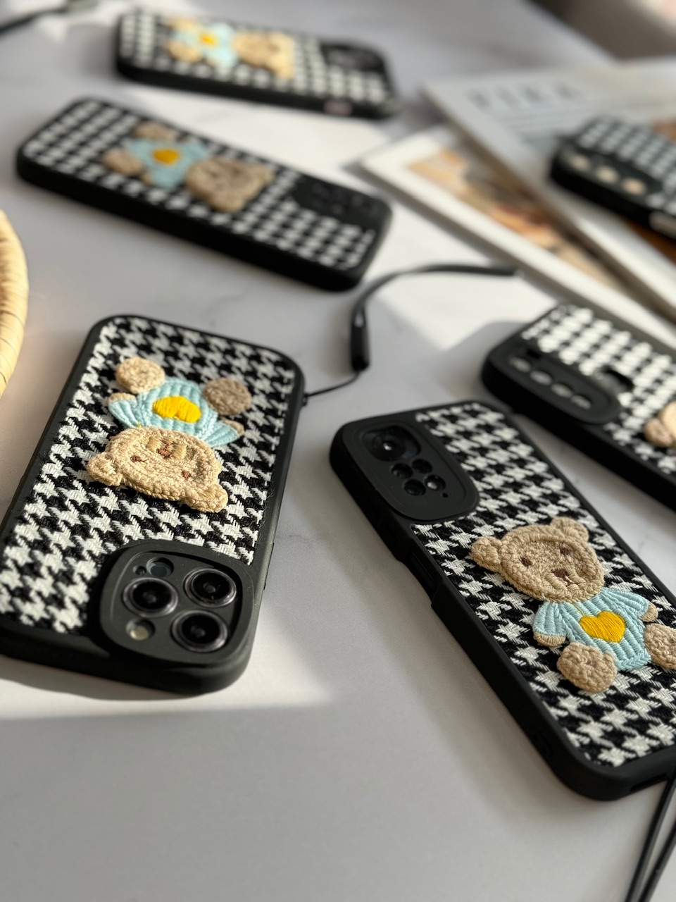 قاب خرس پارچه ای مشکی با بند سیلیکونی