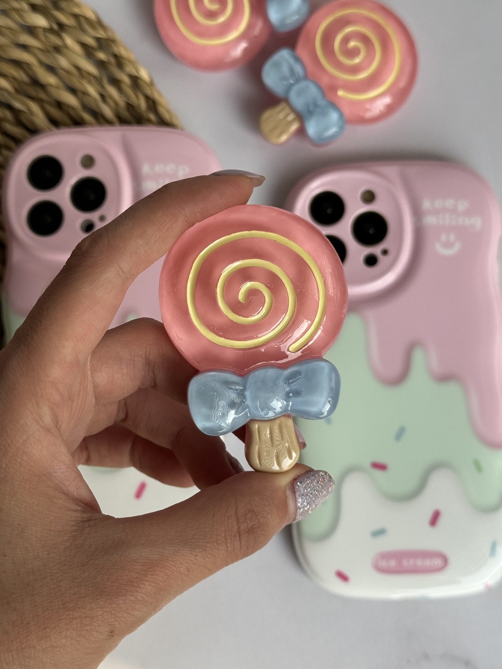 قاب موبایل آیفون شکلات کندی + پاپسوکت آبنبات