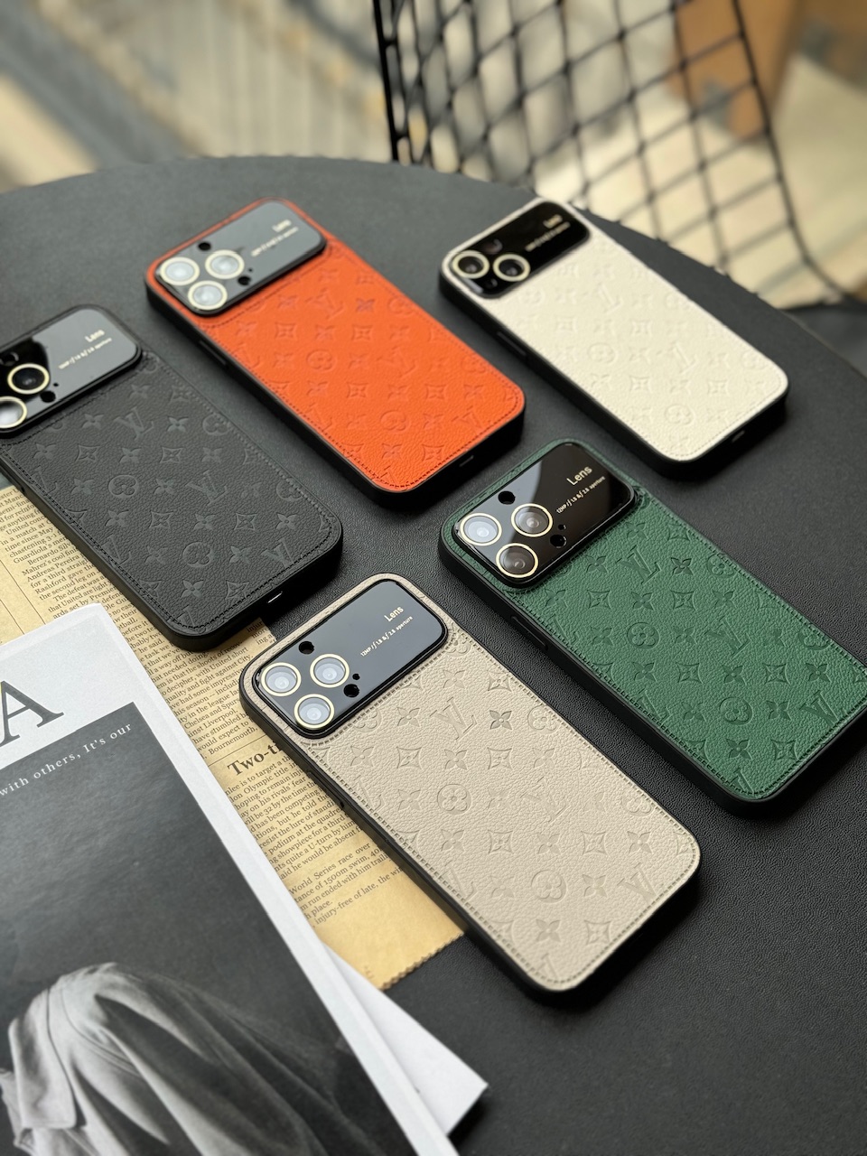 قاب LV Lens داغی