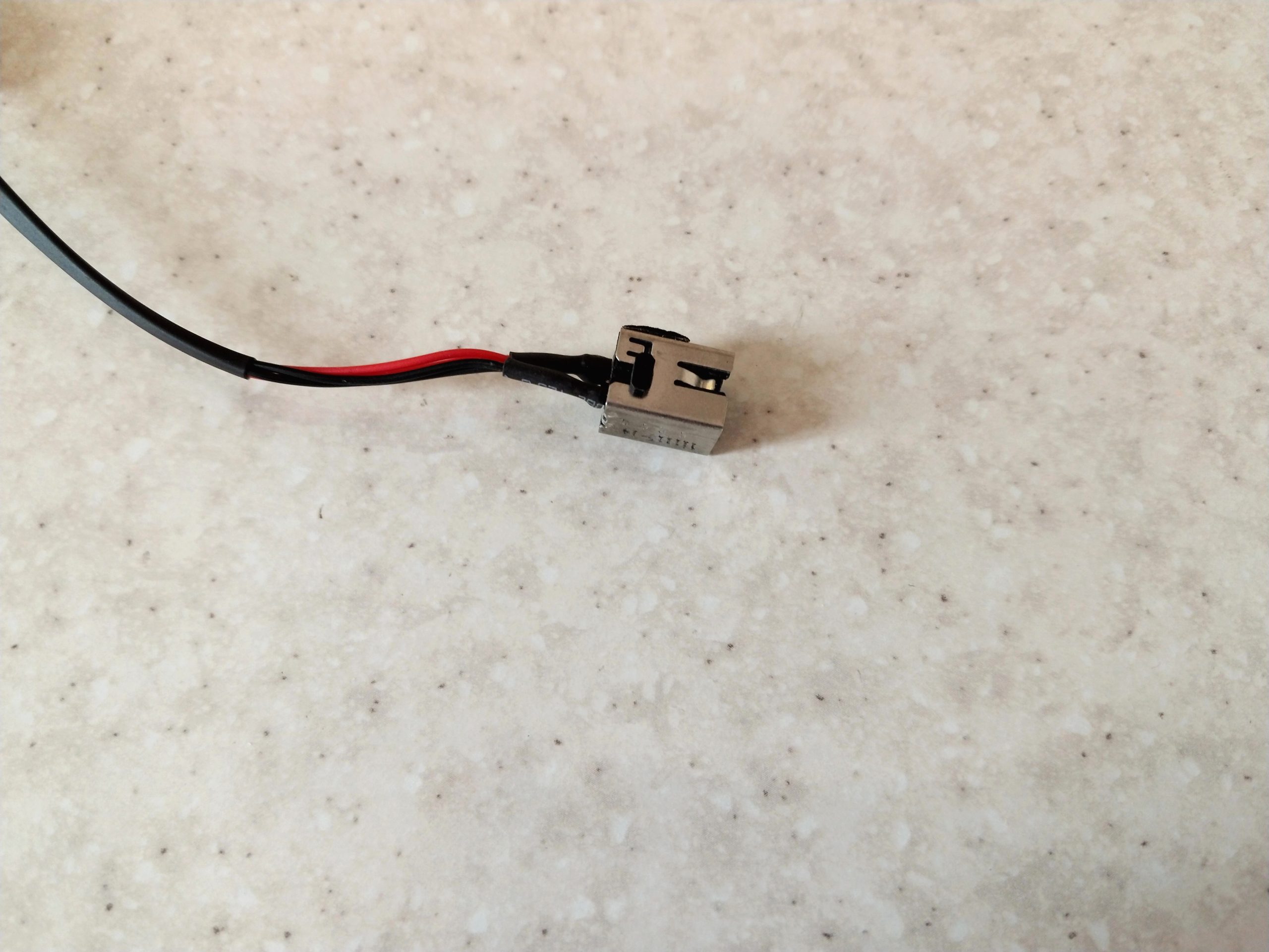 جک برق لپ تاپ لنوو IdeaPad Z500-Y580 با کابل