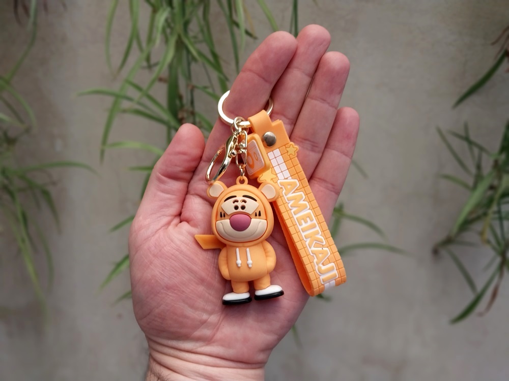 جاکلیدی آویز ببر هودی پوش