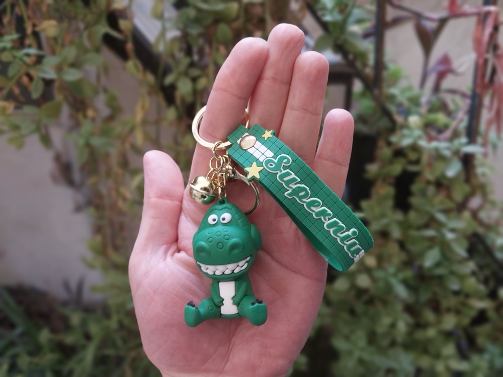 جاکلیدی آویز هیولای سبز