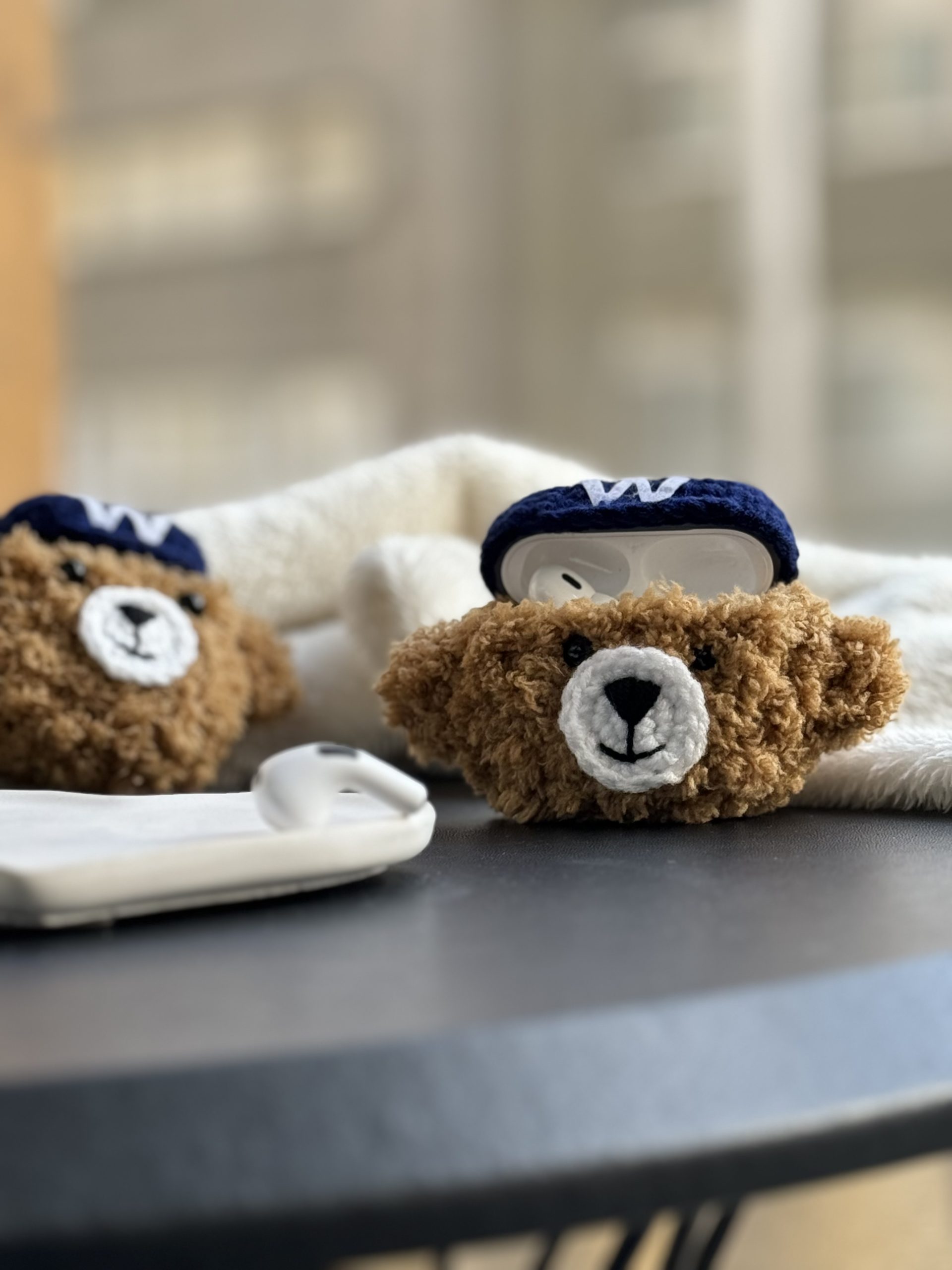 کاور ایرپاد پشمی خرس کلاه دار