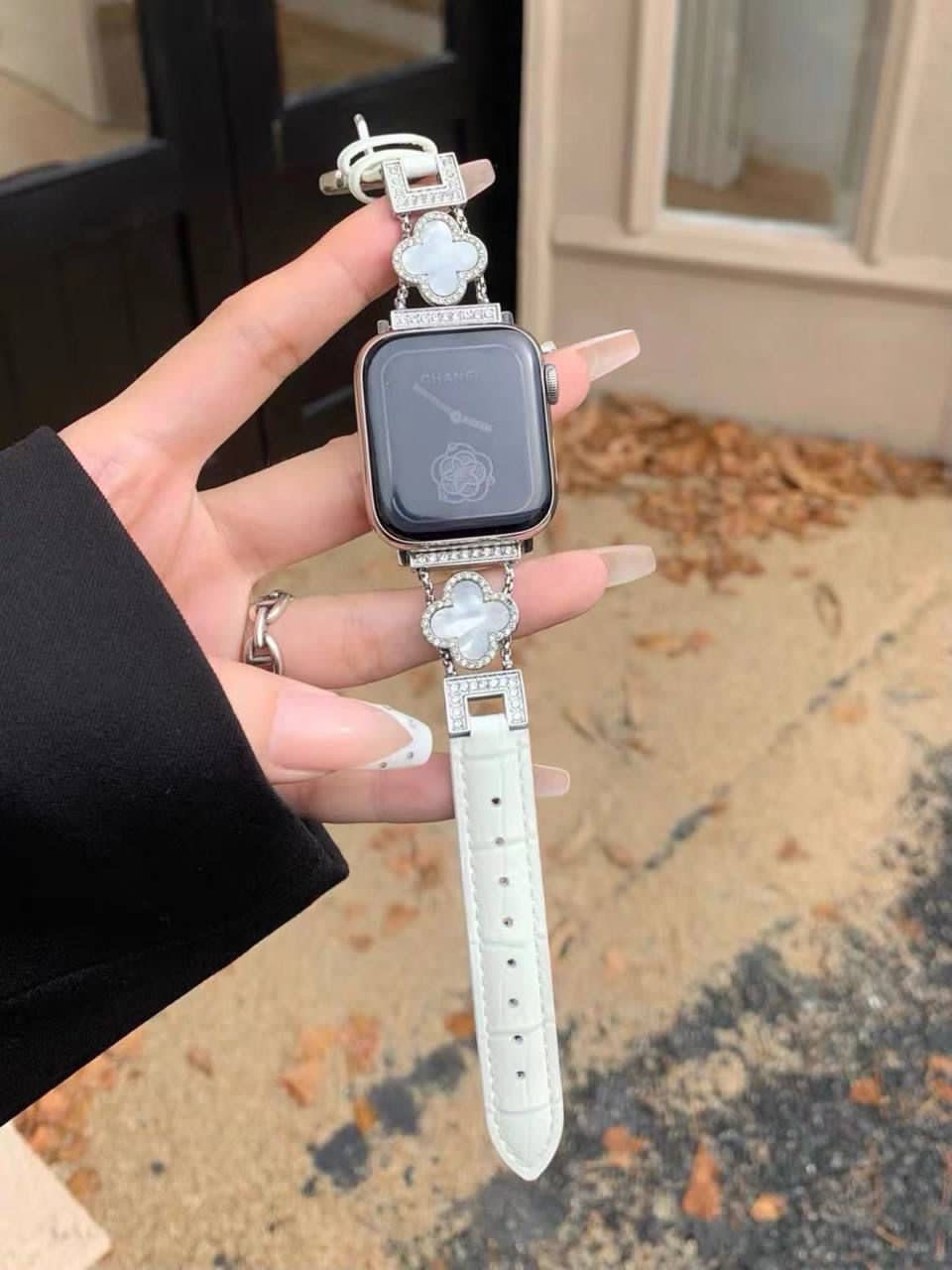 بند اپل واچ چرمی طرح ون کلیف