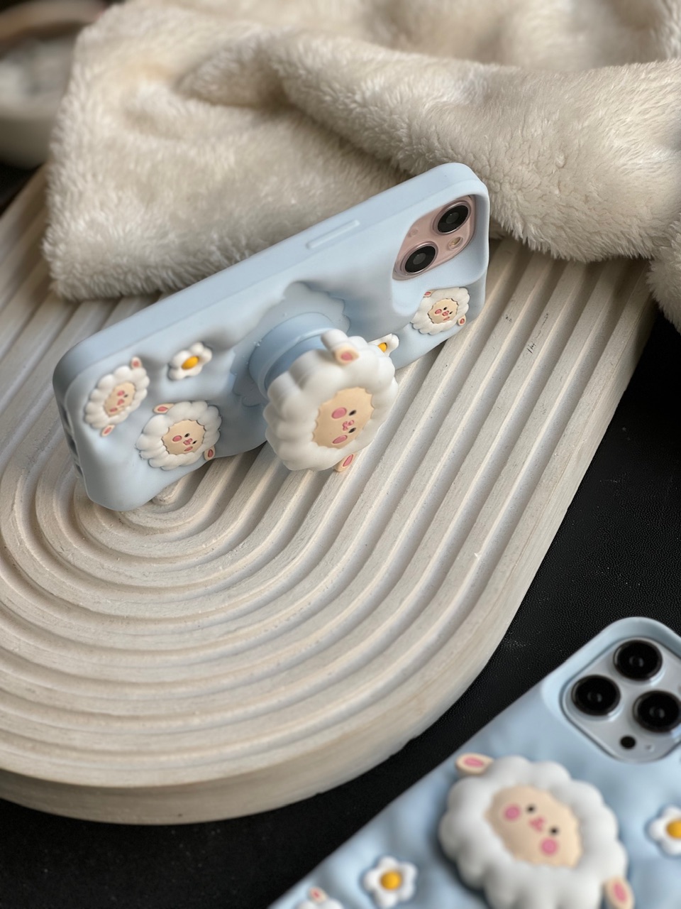 قاب گوسفند سیلیکونی پاپ سوکت استند شو