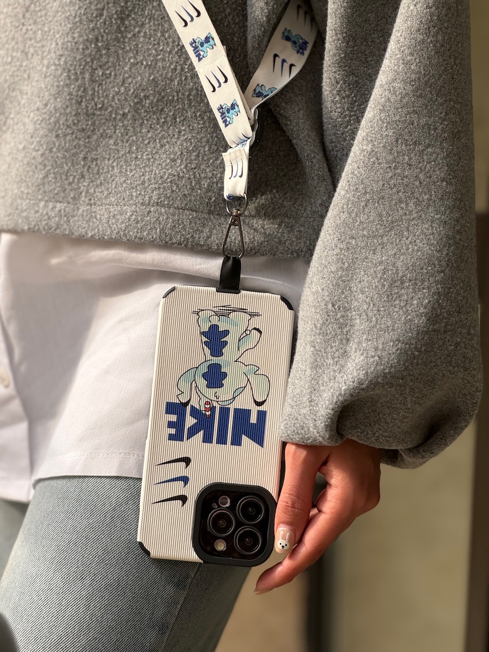 قاب Stitch Nike همراه با بند