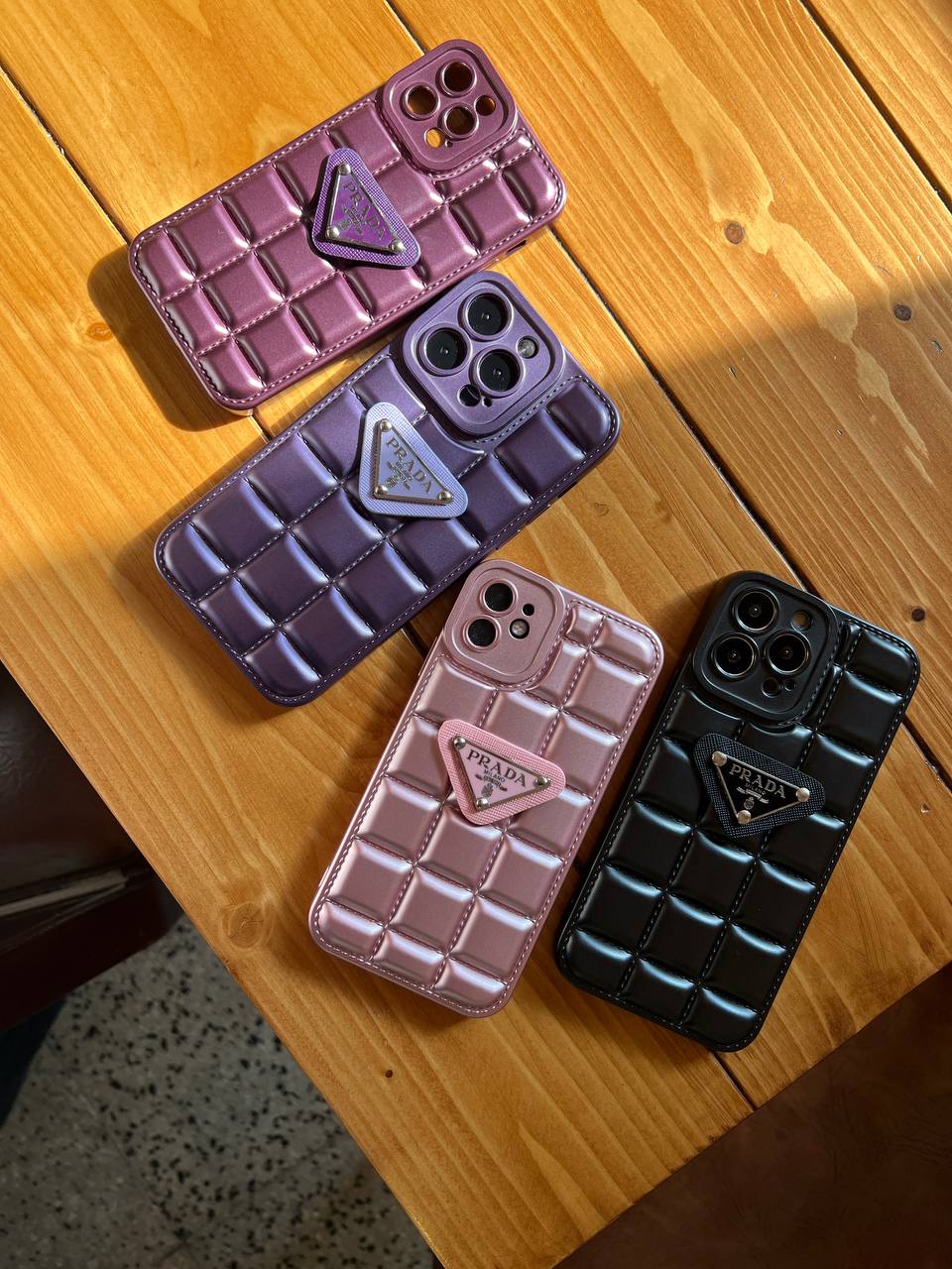 قاب PRADA Qube Puffer