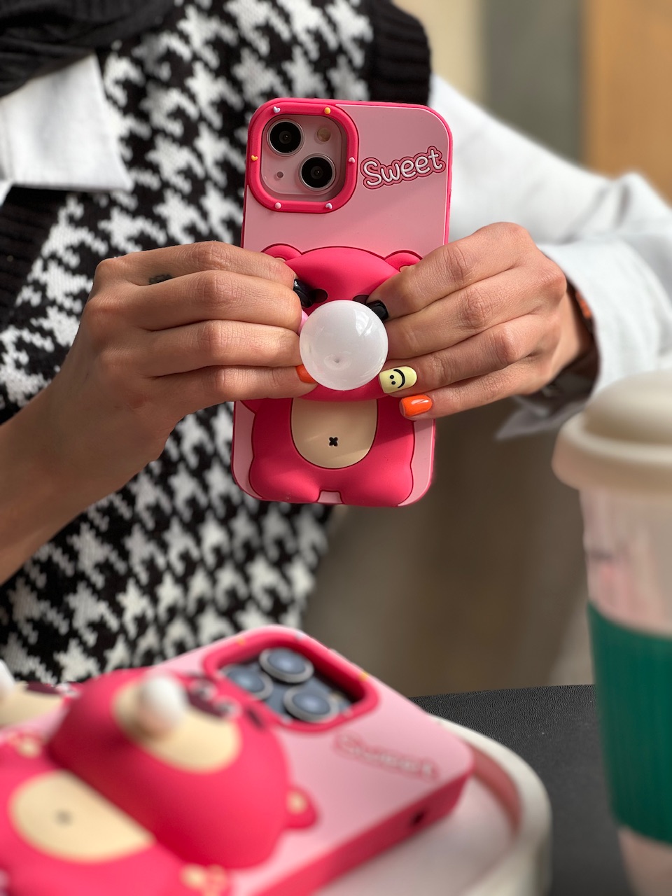 قاب آدامس بادکنکی Lotso