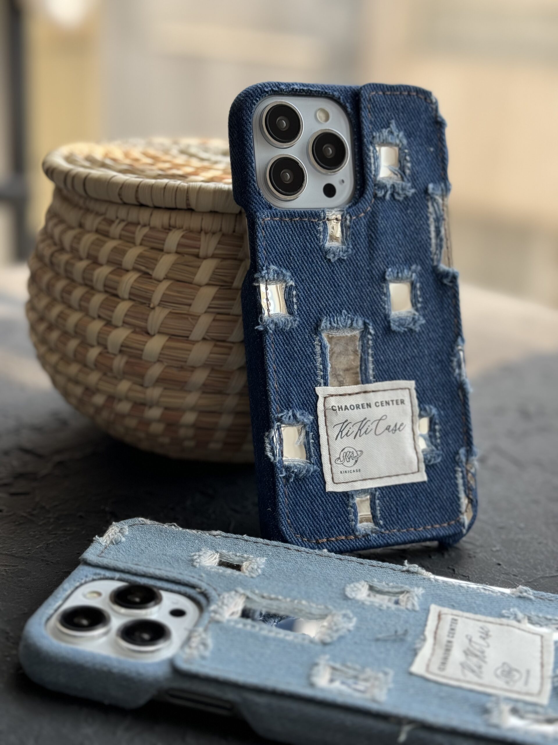 قاب موبایل آیفون جین و پارچه زاپ دار