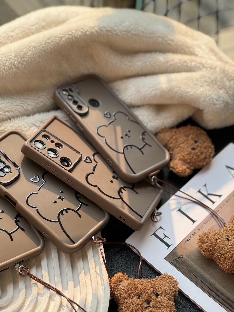 قاب تدی با آویز پشمی سامسونگ و شیائومی