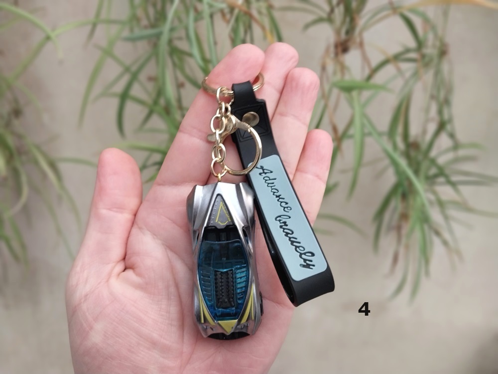 جاکلیدی آویز ماشین