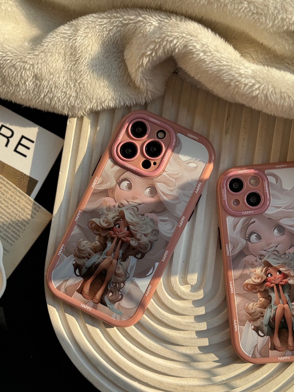 قاب Happy Blonde Girl