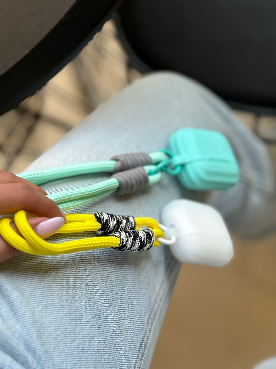 کاور ایرپاد رنگی با بند طنابی