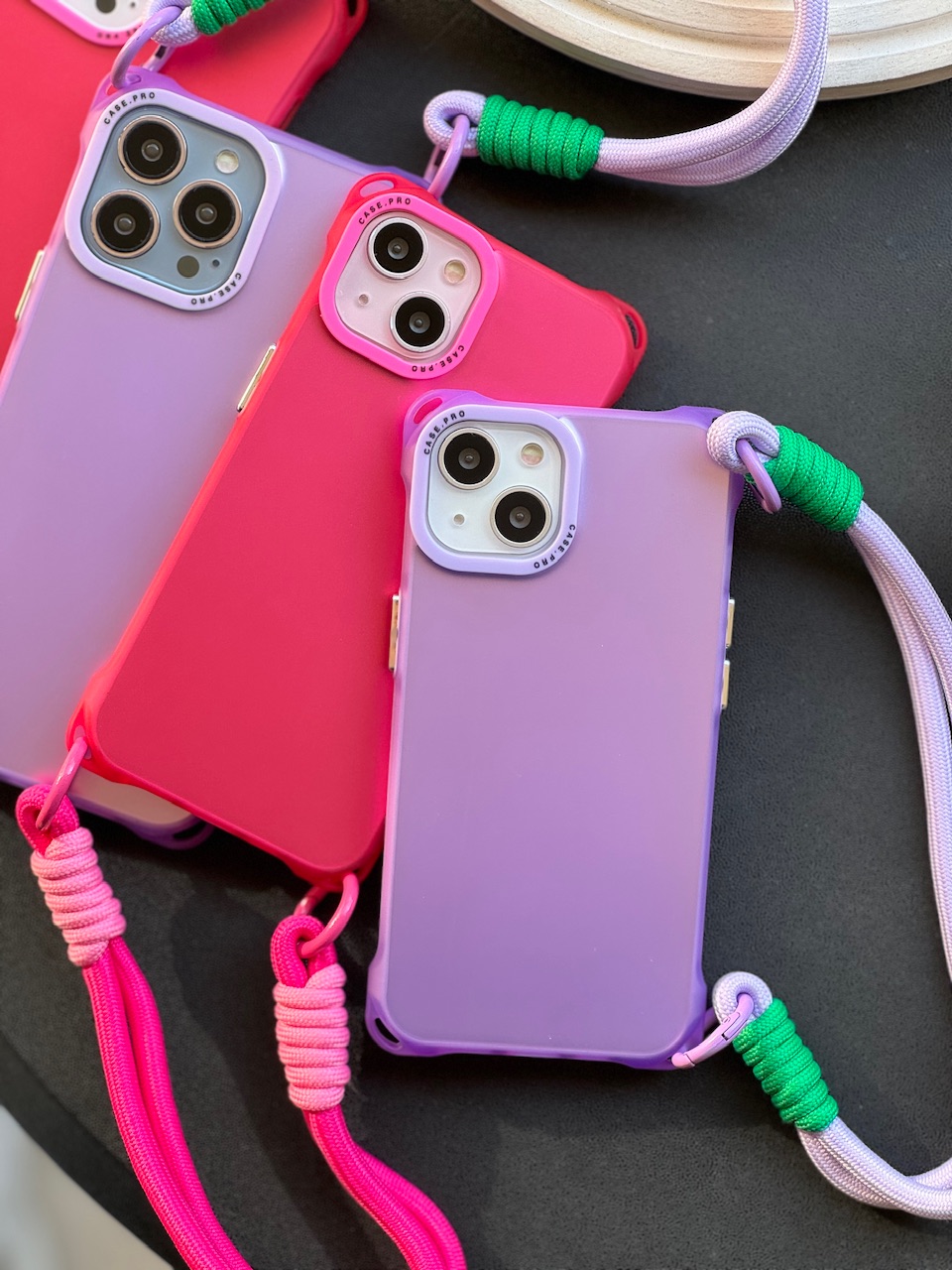 قاب کیس پرو قلاب دار بند کوتاه