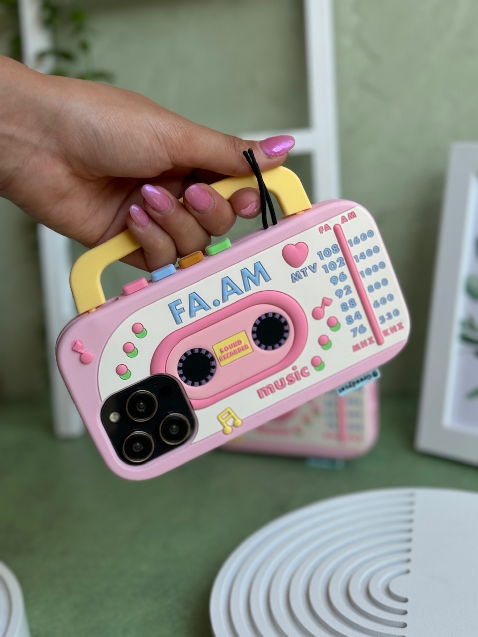 قاب آیفون رادیو سیلیکونی