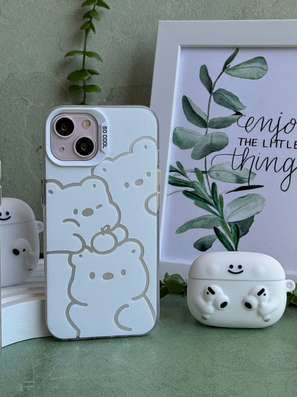 قاب خرس های سفید SoCool