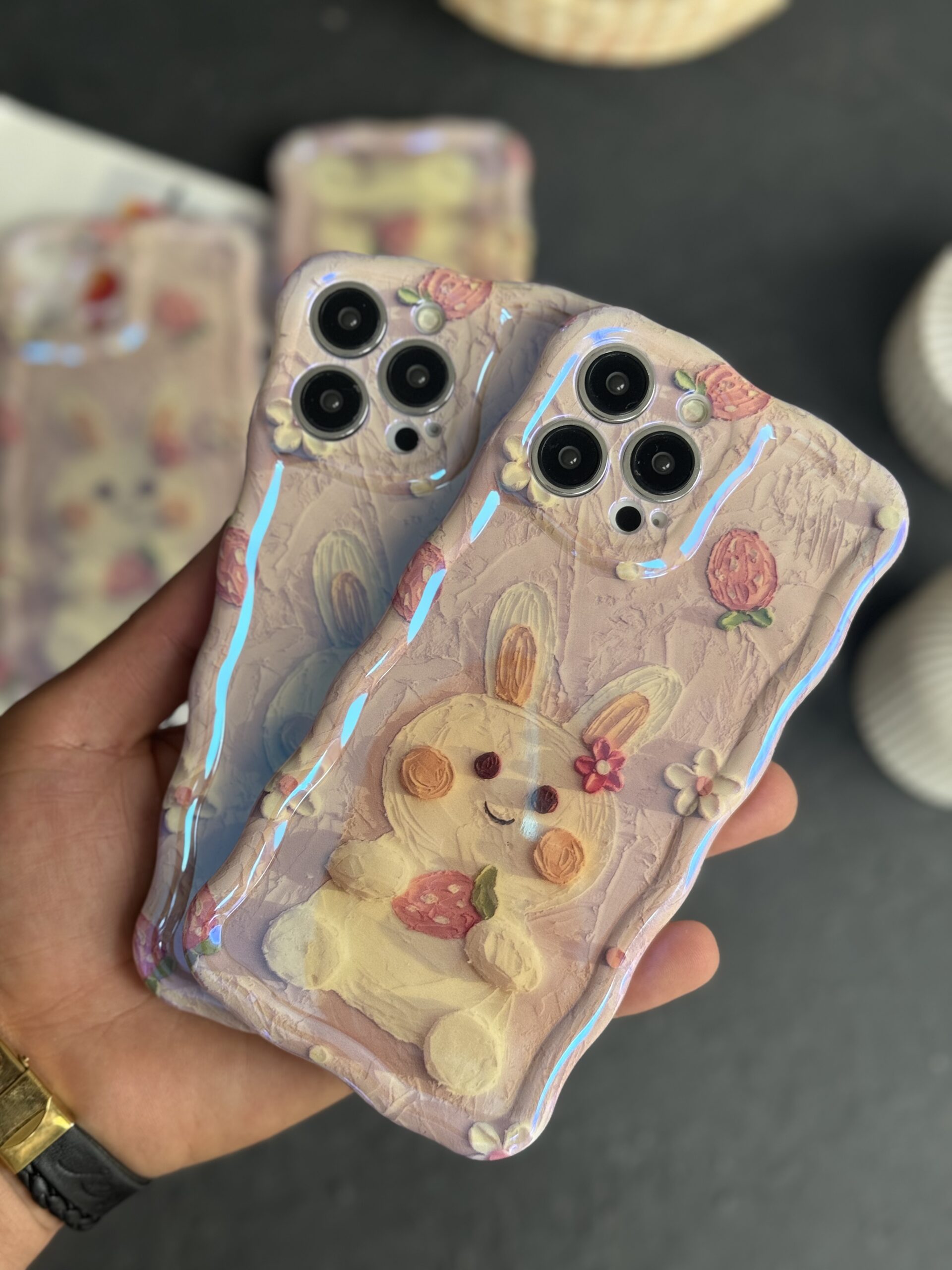 قاب آیفون خرگوش آبرنگی سه بعدی