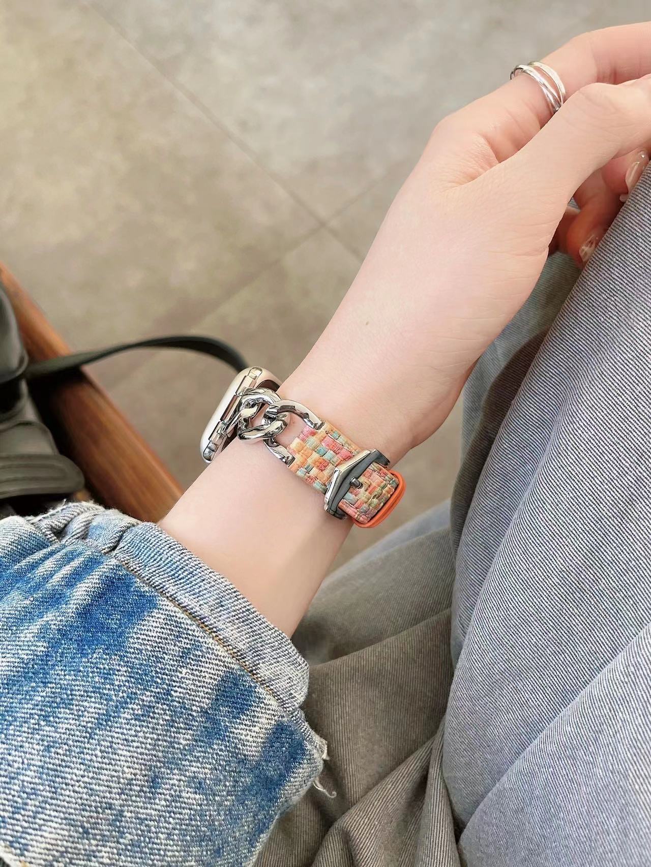 بند کارتیر چرمی چهارخانه رنگی Celine