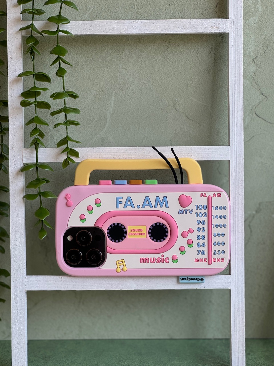 قاب آیفون رادیو سیلیکونی