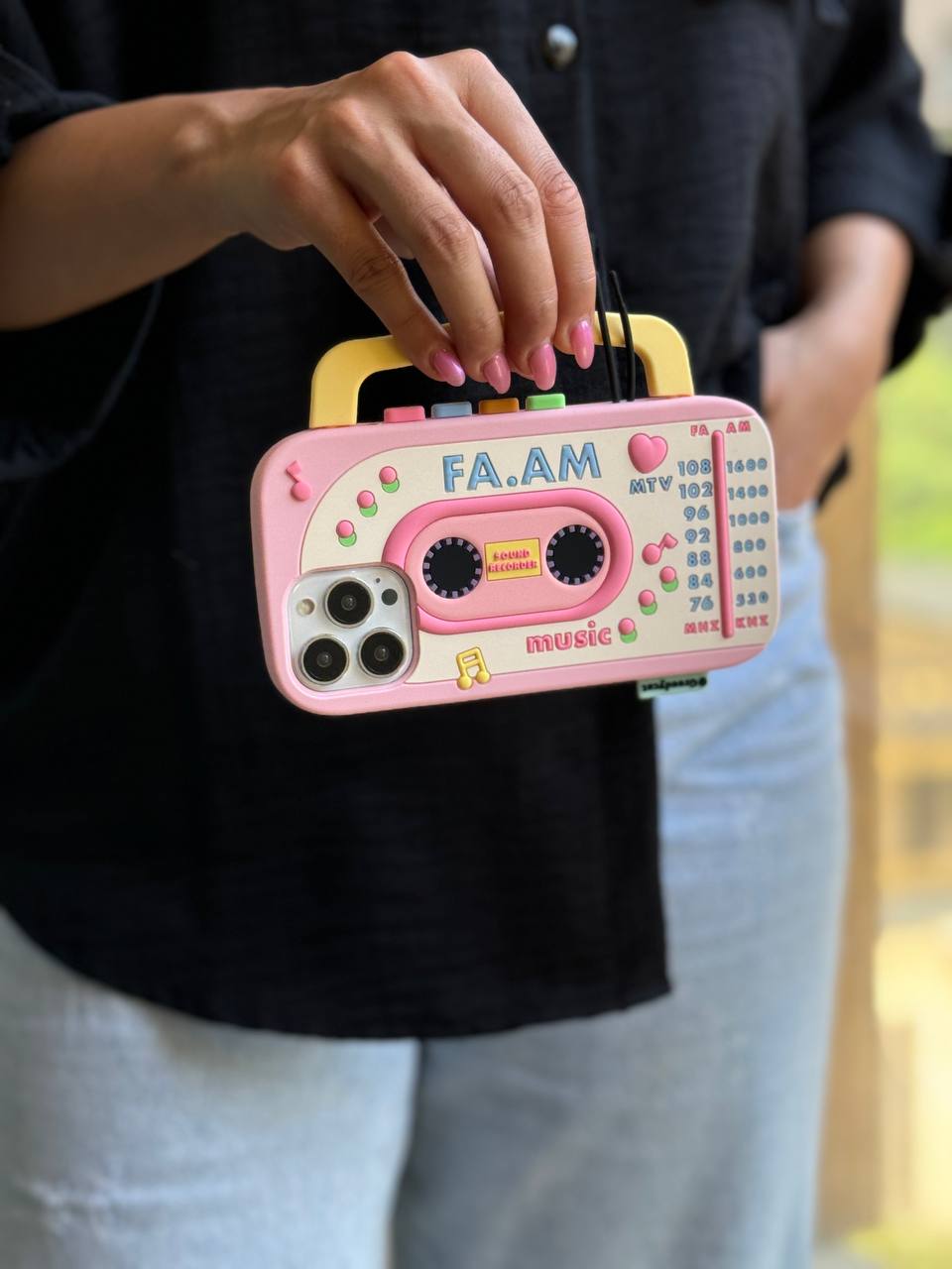 قاب آیفون رادیو سیلیکونی