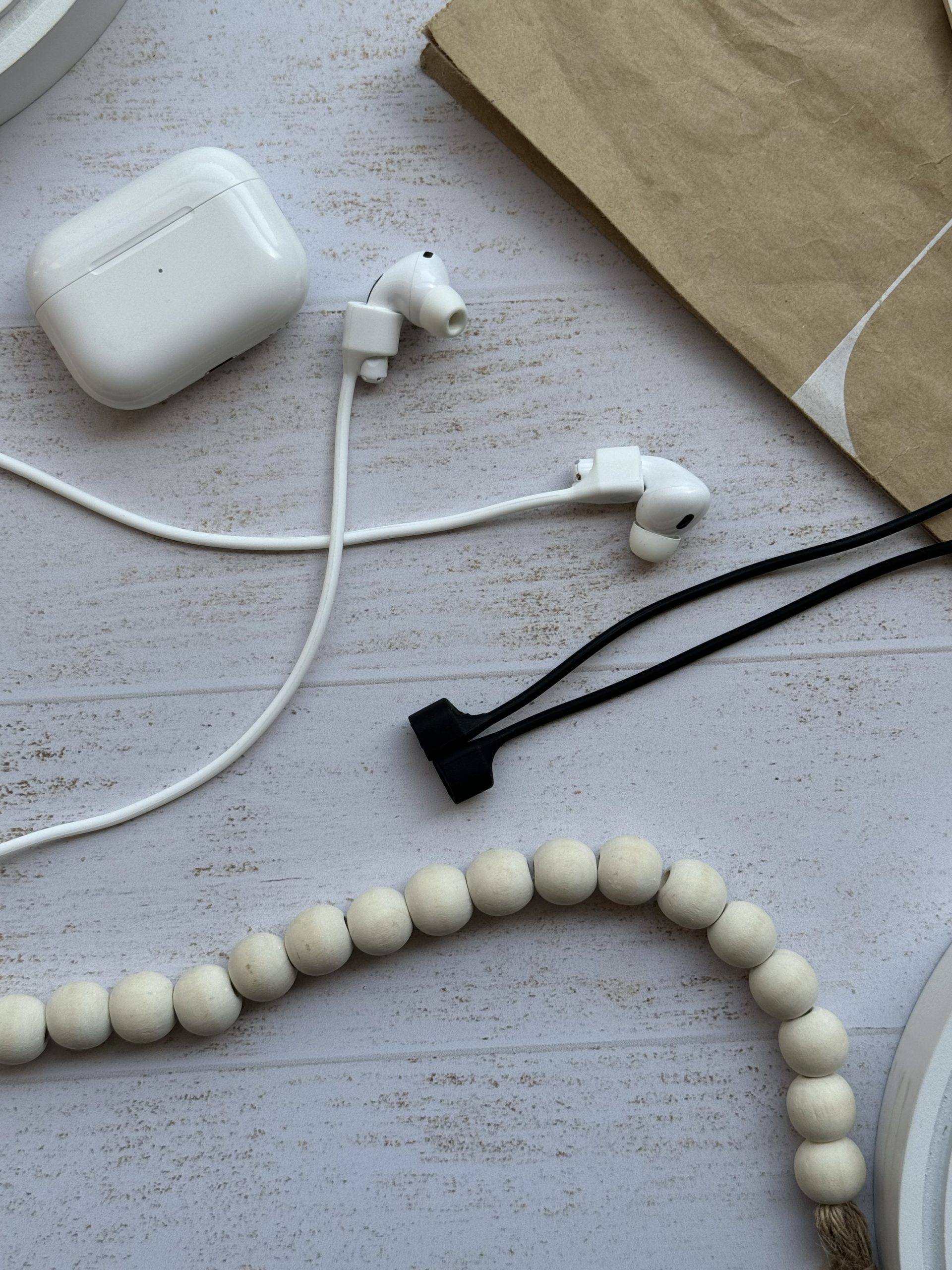 نگه دارنده ایرپاد سیلیکونی مگنت دار