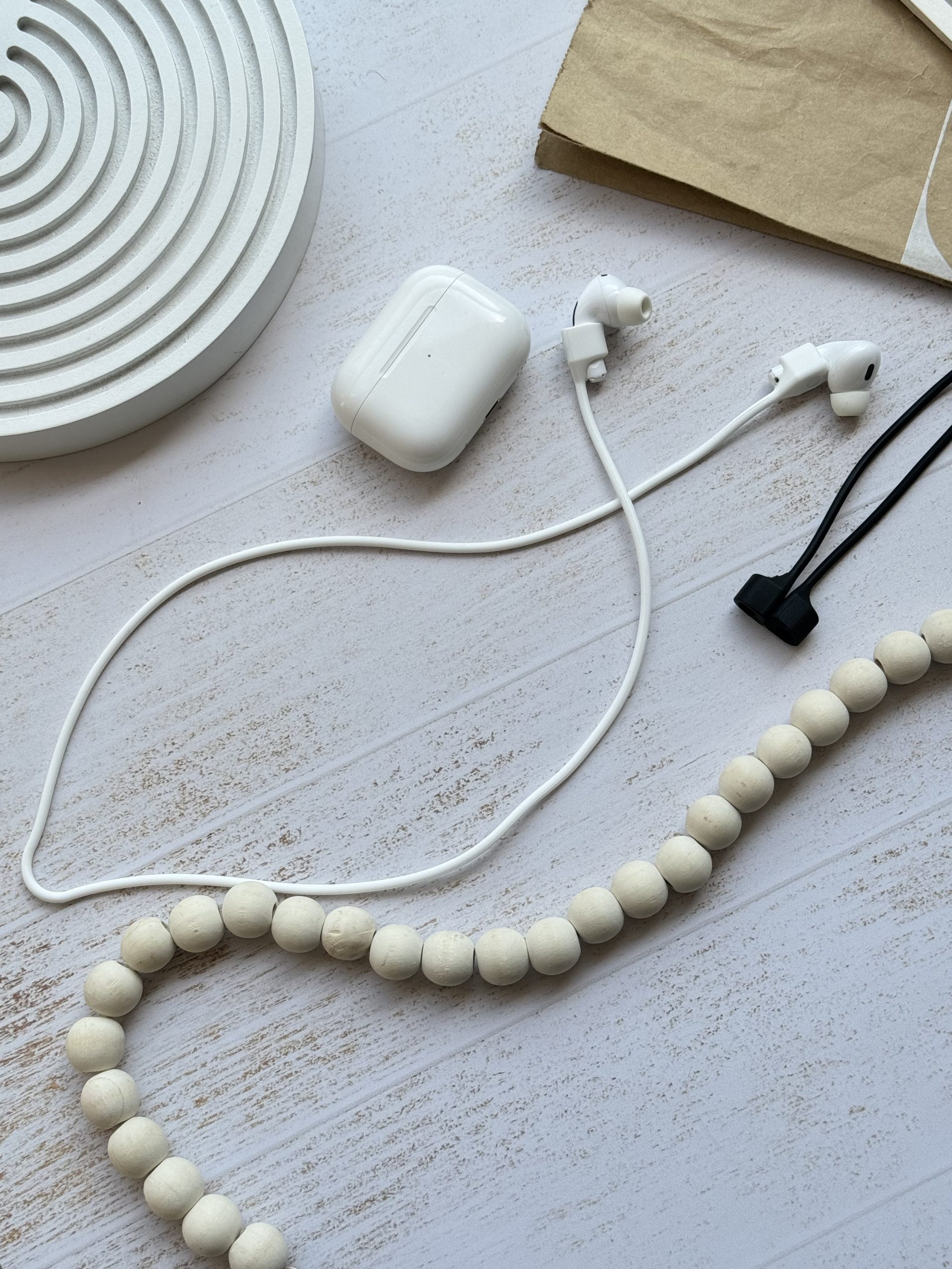 نگه دارنده ایرپاد سیلیکونی مگنت دار