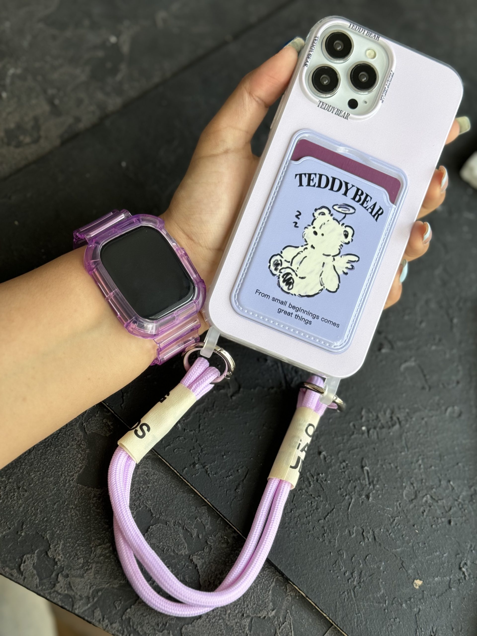 قاب موبایل آیفون تدی بر جاکارتی + بندکوتاه