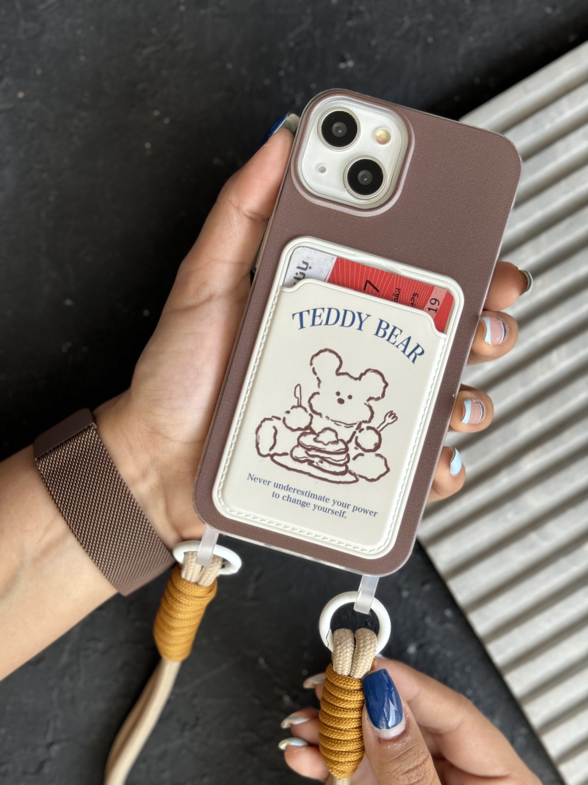 قاب موبایل آیفون تدی بر جاکارتی + بندکوتاه