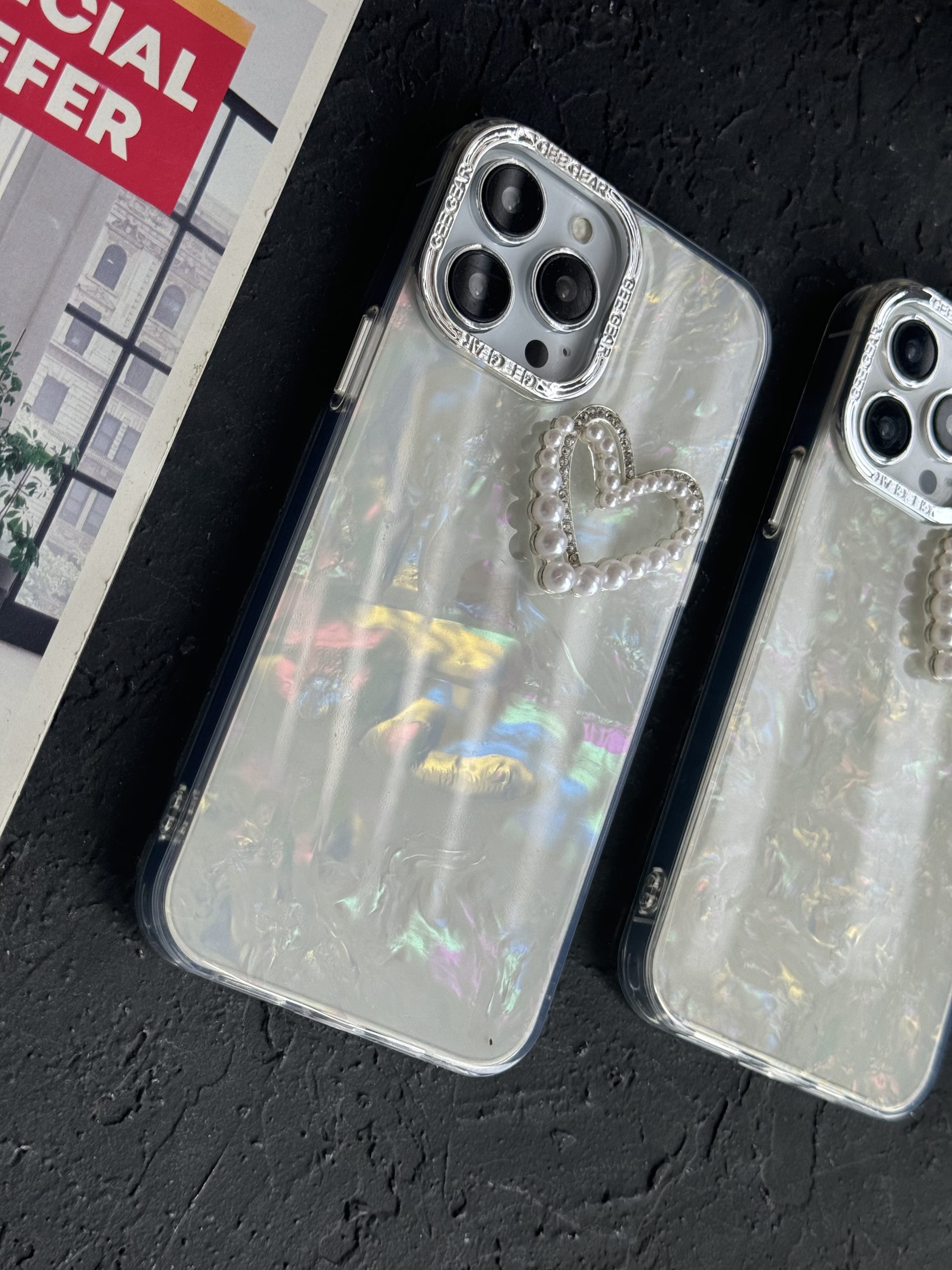 قاب آیفون قلب مرواریدی