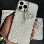 قاب آیفون قلب مرواریدی