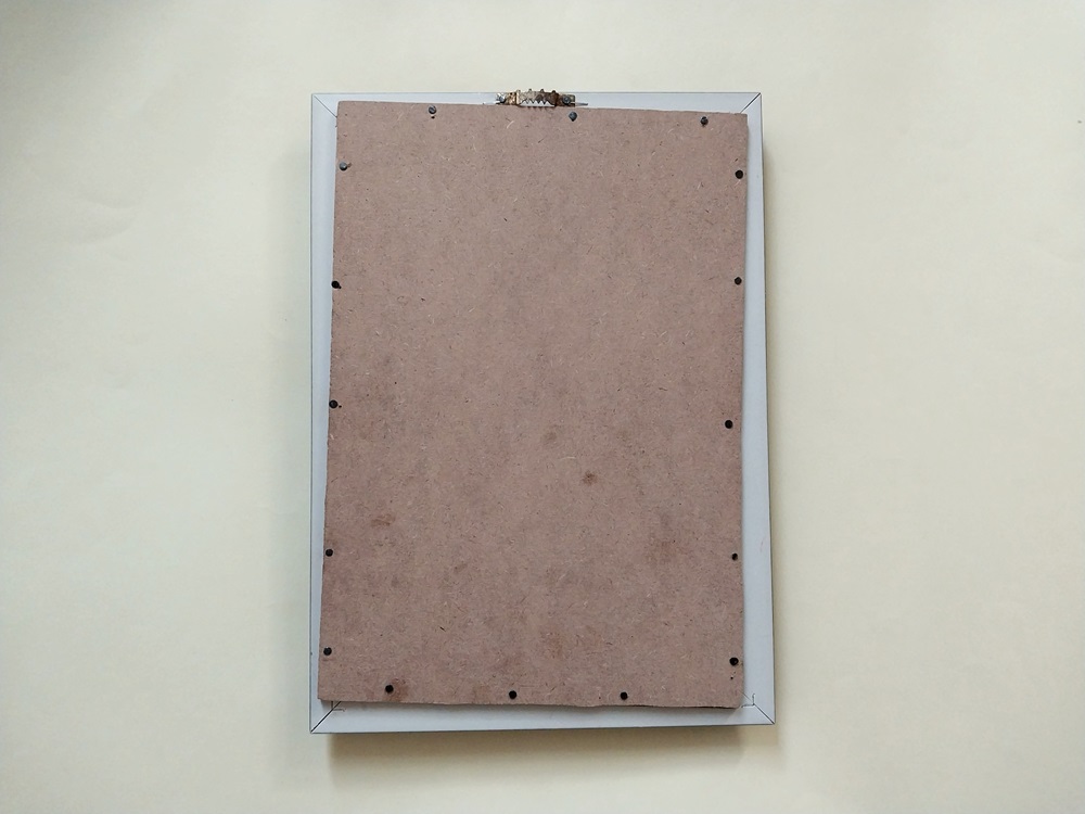 تابلوی چوبی و ان یکاد