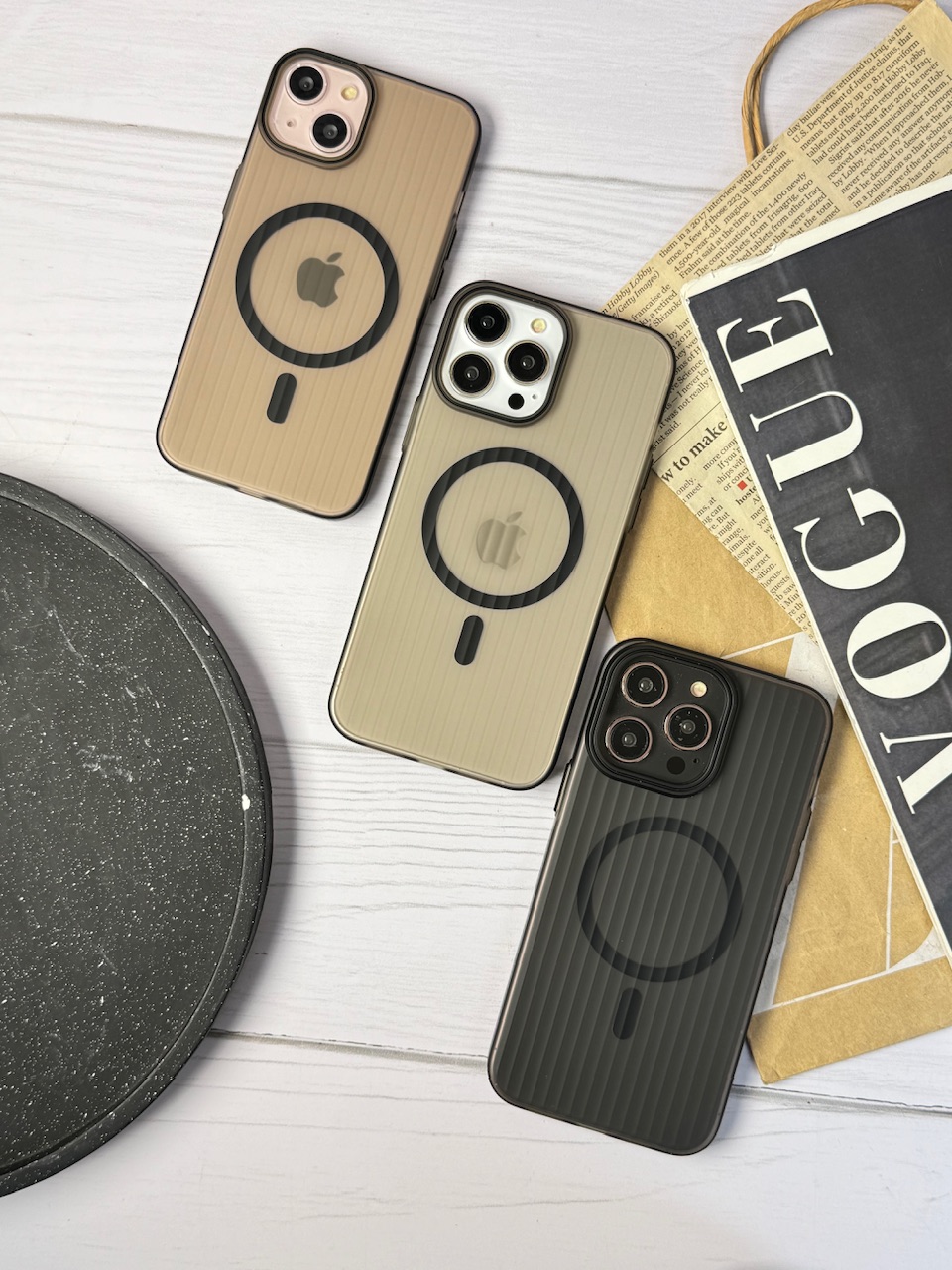 قاب Magic Ribbed Case Magsafe