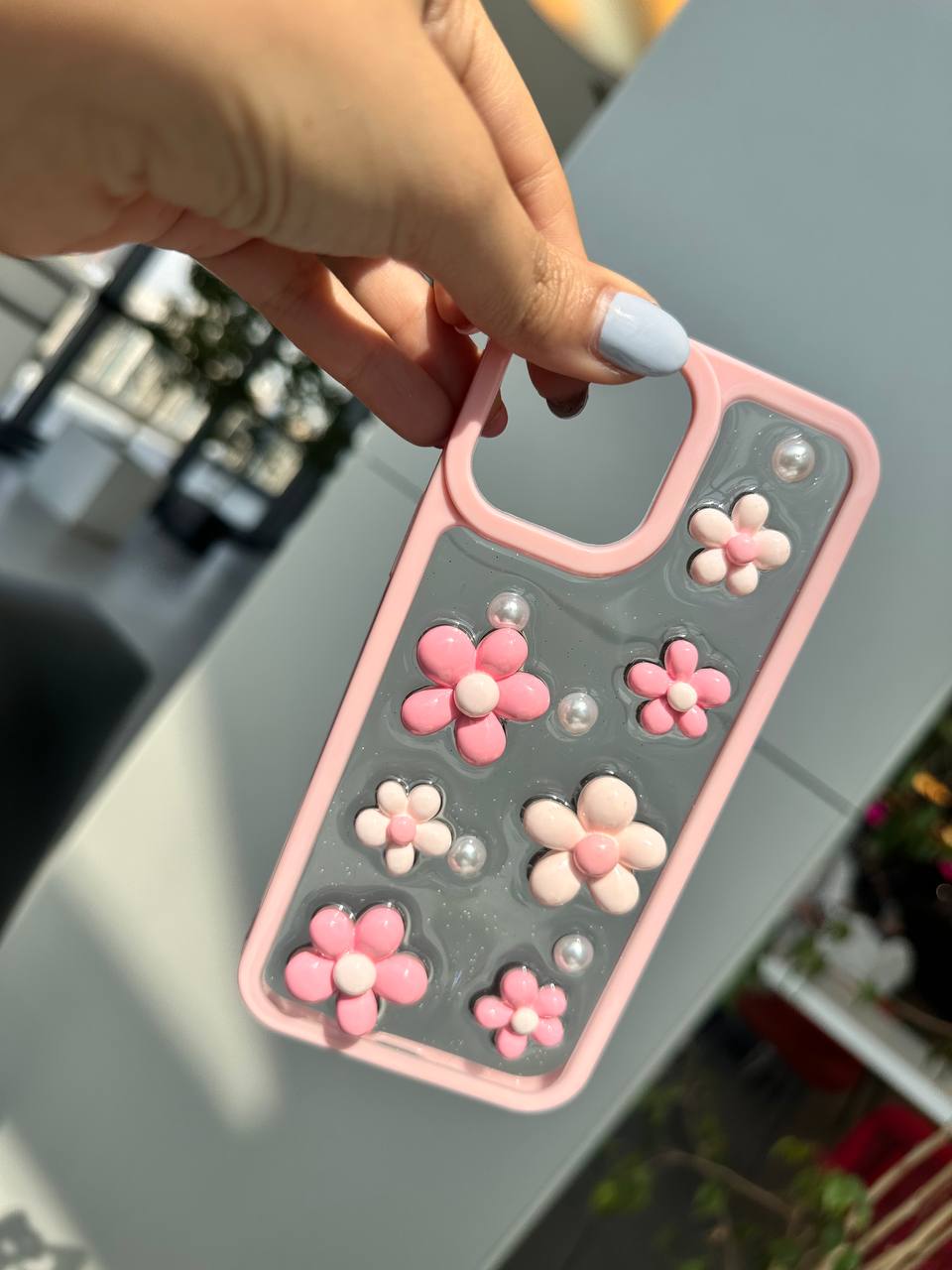 قاب آیفون نرگس صورتی