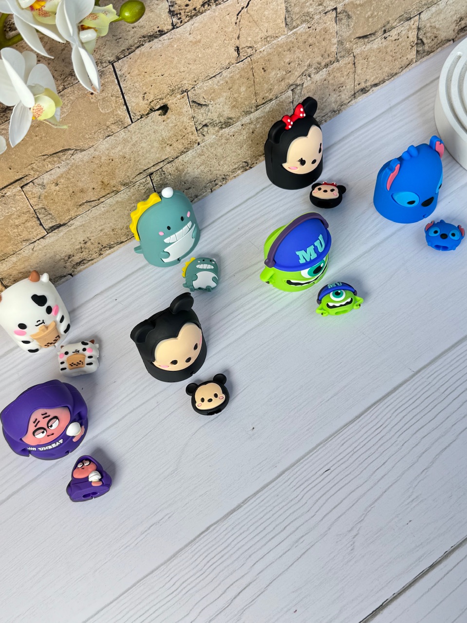 استند سیلیکونی شارژر اپل واچ + محافظ کابل