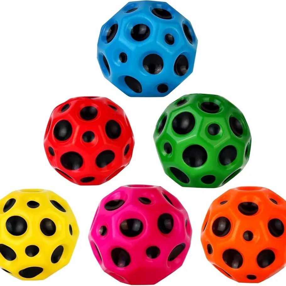 توپ فضایی مون بال