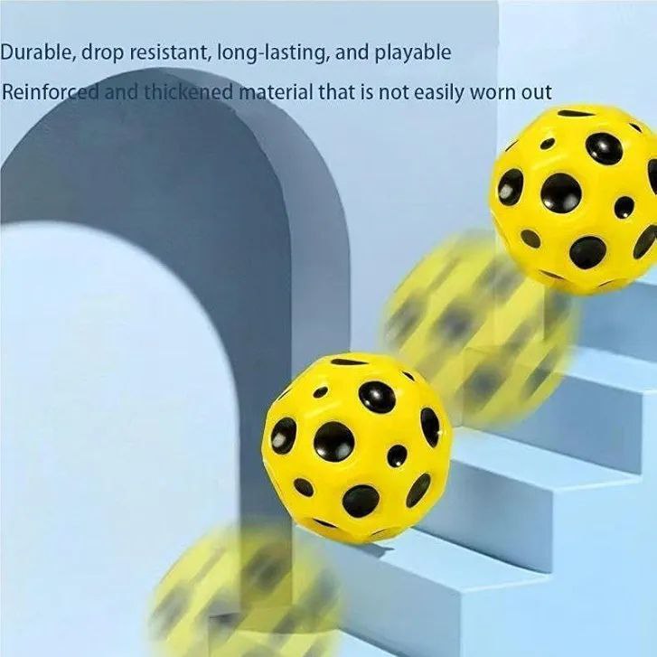 توپ فضایی مون بال