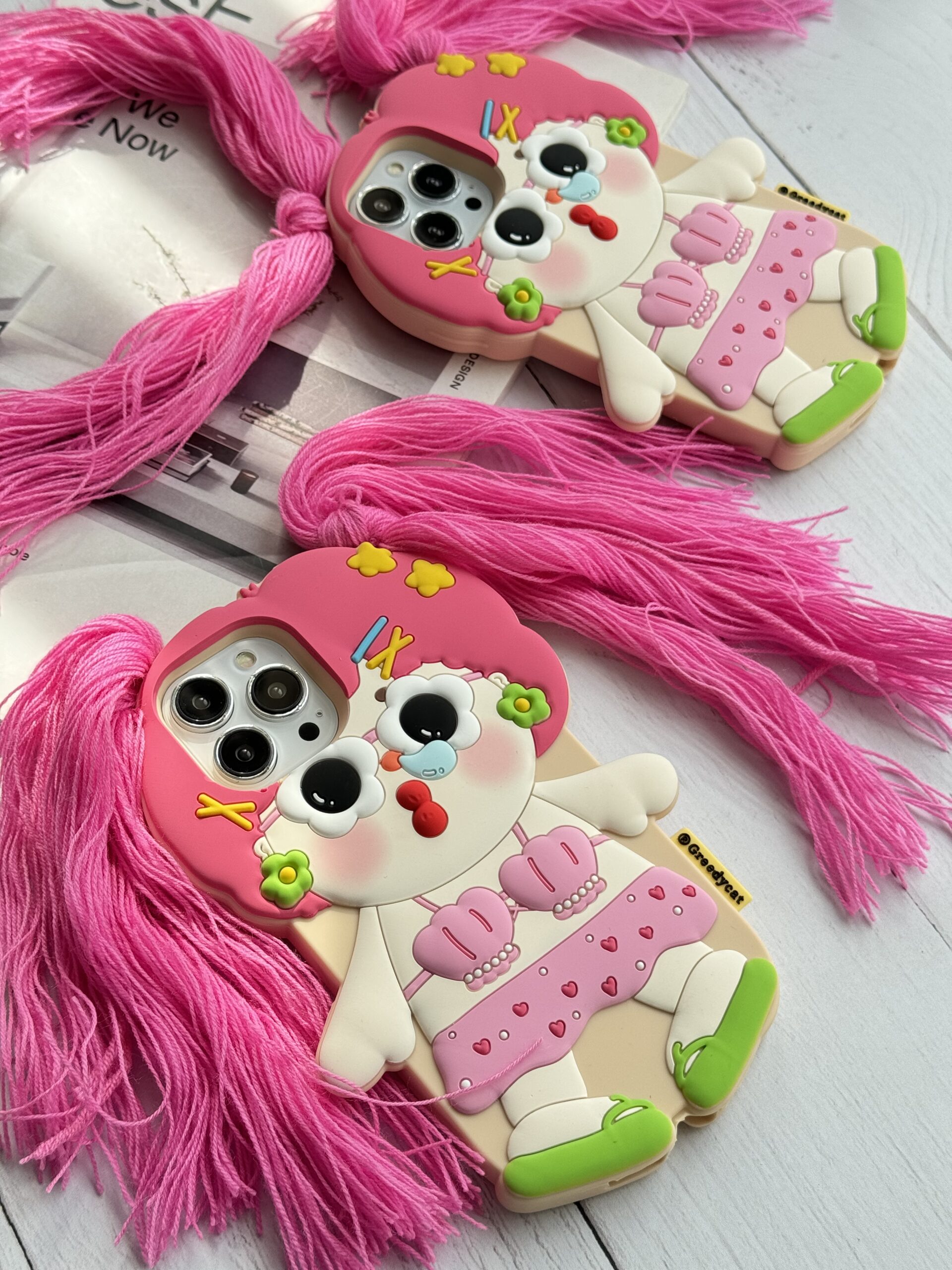 قاب موبایل آیفون عروسک تنبل لپ قرمزی موبلند