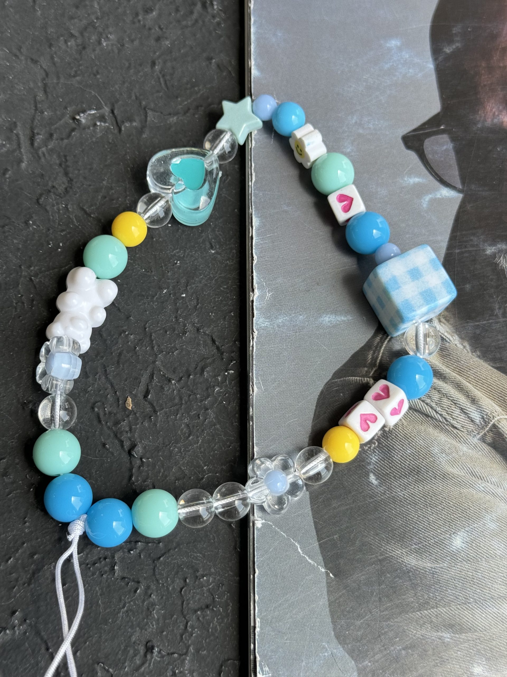 بند آویز تاس و مهره