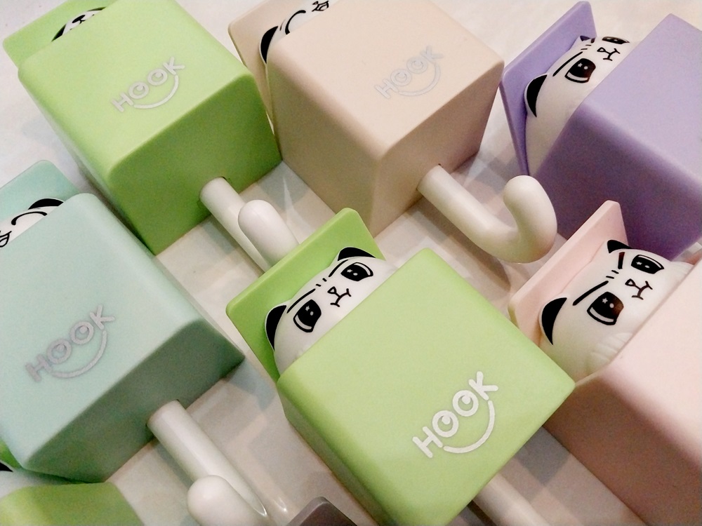 آویز جاکلیدی فانی هوک