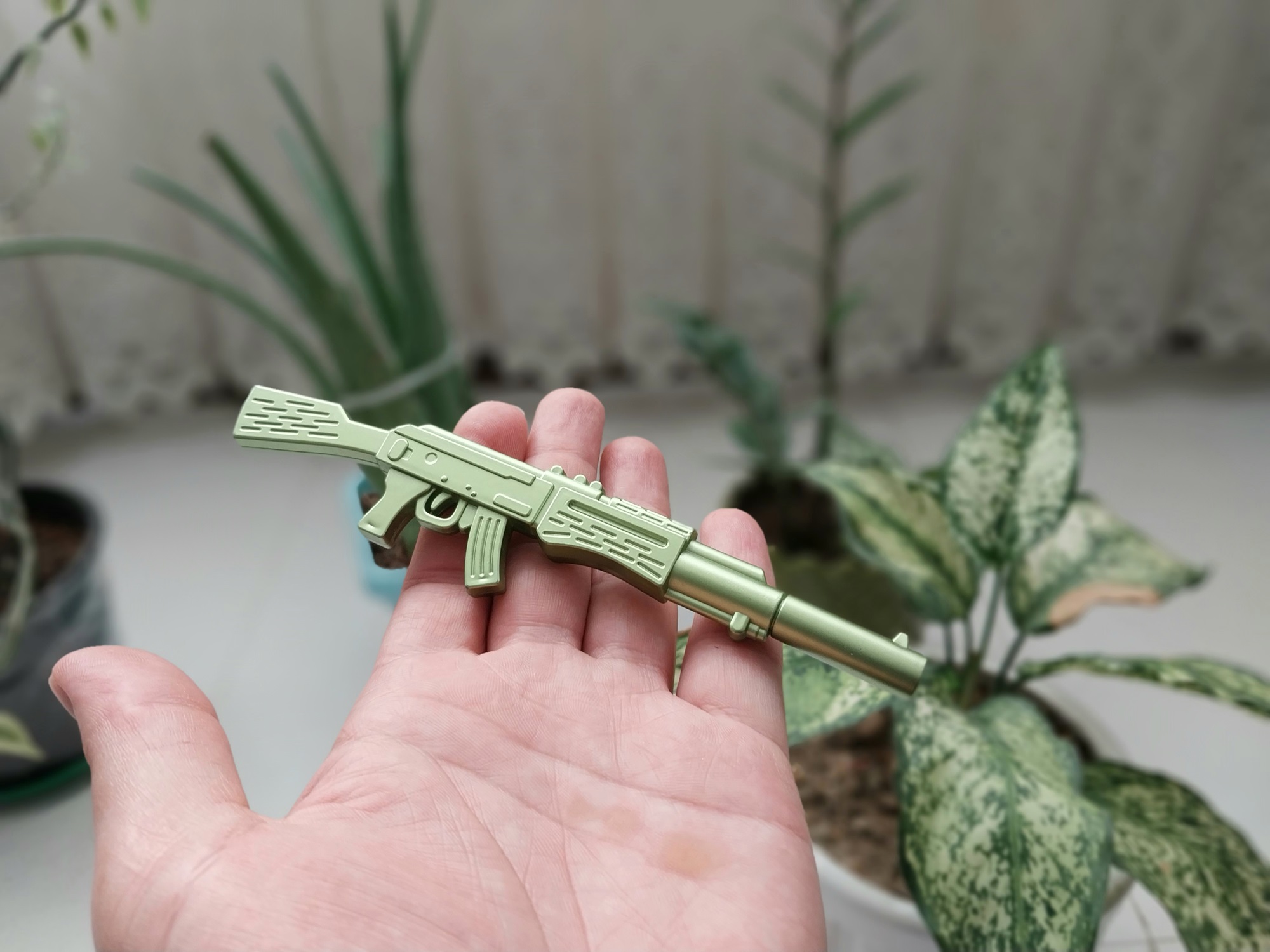 روان نویس فانتزی طرح تفنگ