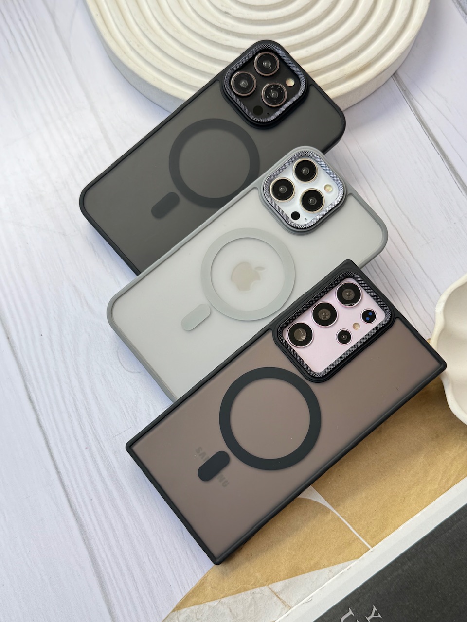 قاب لنز کربن مات مگ سیف آیفون و سامسونگ