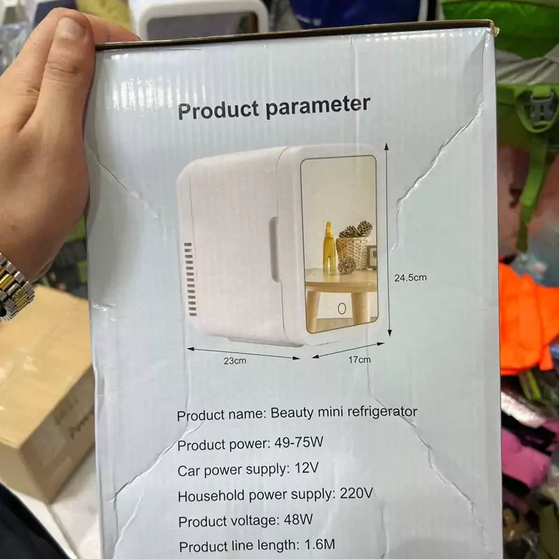 مینی یخچال لوازم آرایشی قابل حمل