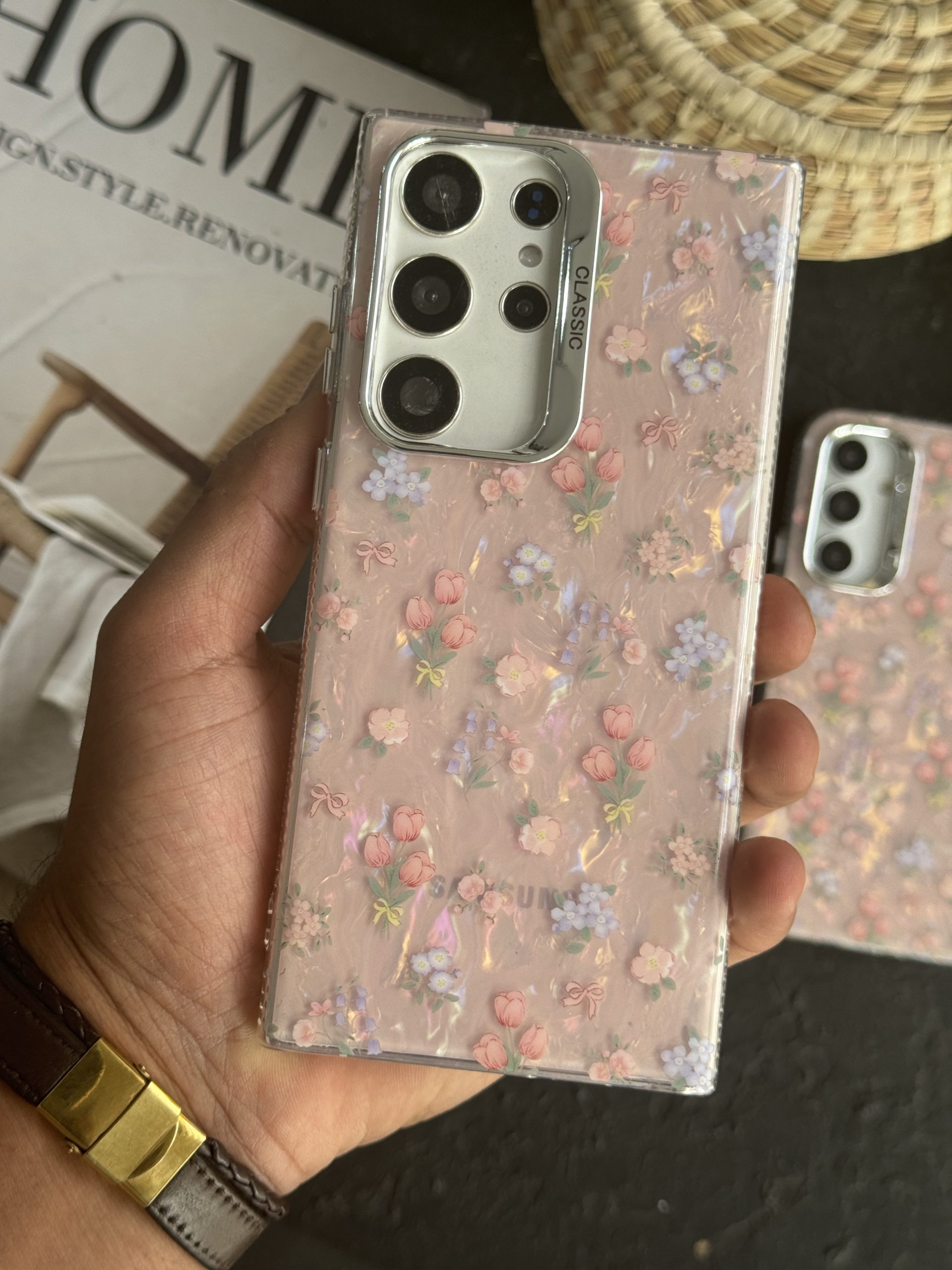 قاب انگلیش هوم صورتی