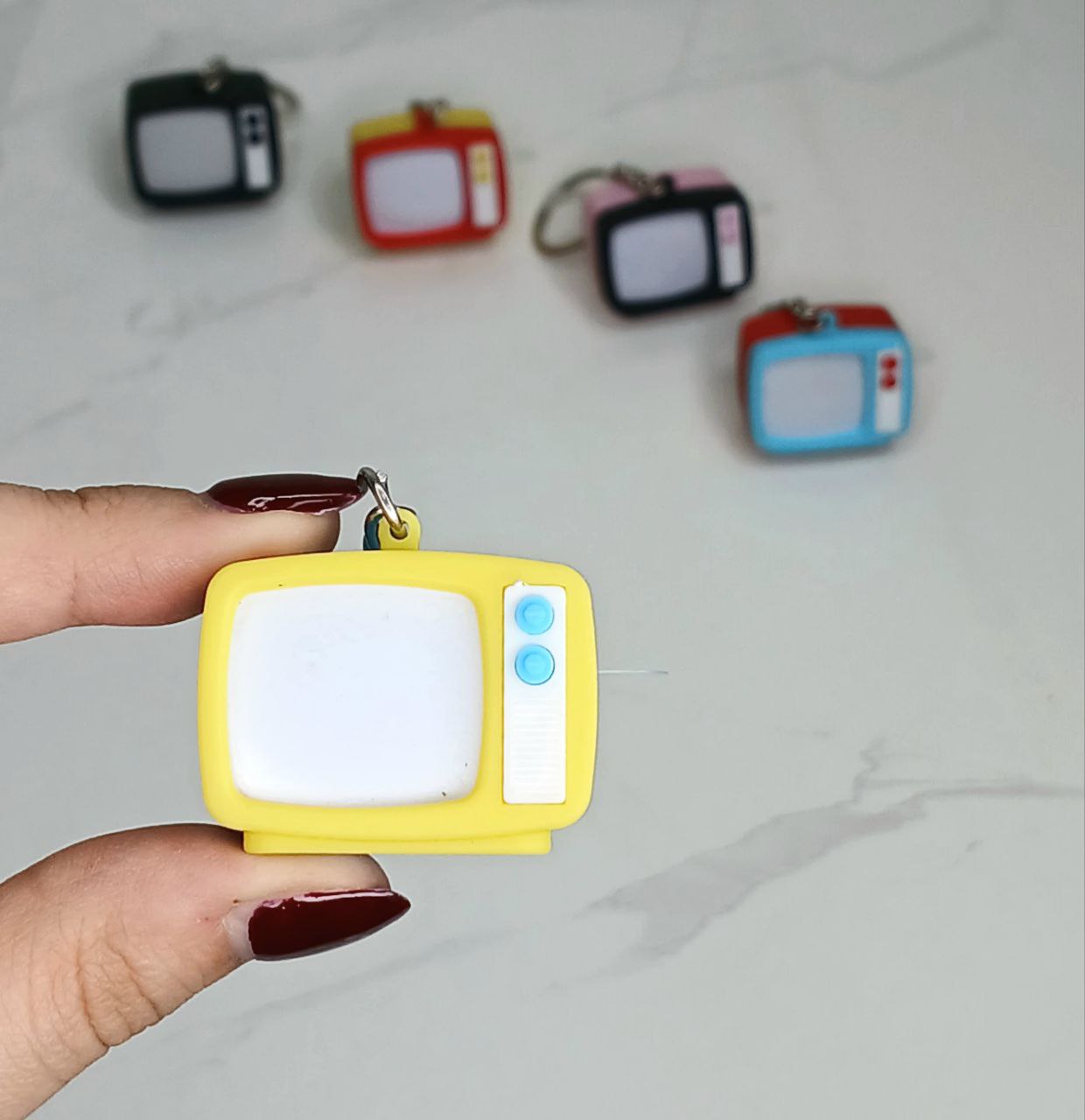 جاکلیدی تلویزیون همراه با نور و صدا